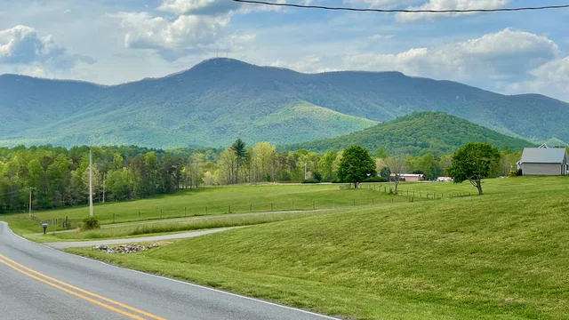 Lowgap Mount Airy cycling loop view